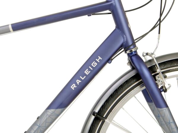 Raleigh Pioneer Tour 2021 Hybrid Bike – Blue/Grey – Size: 23 Inch - Image 6