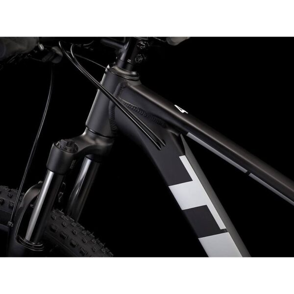 Trek Marlin 4 2022 Mountain Bike – Matte Black - Image 5